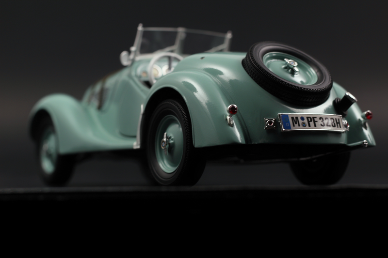 Illustration for article titled The Cultivated Collector Wanted a Green 328, So I Built One